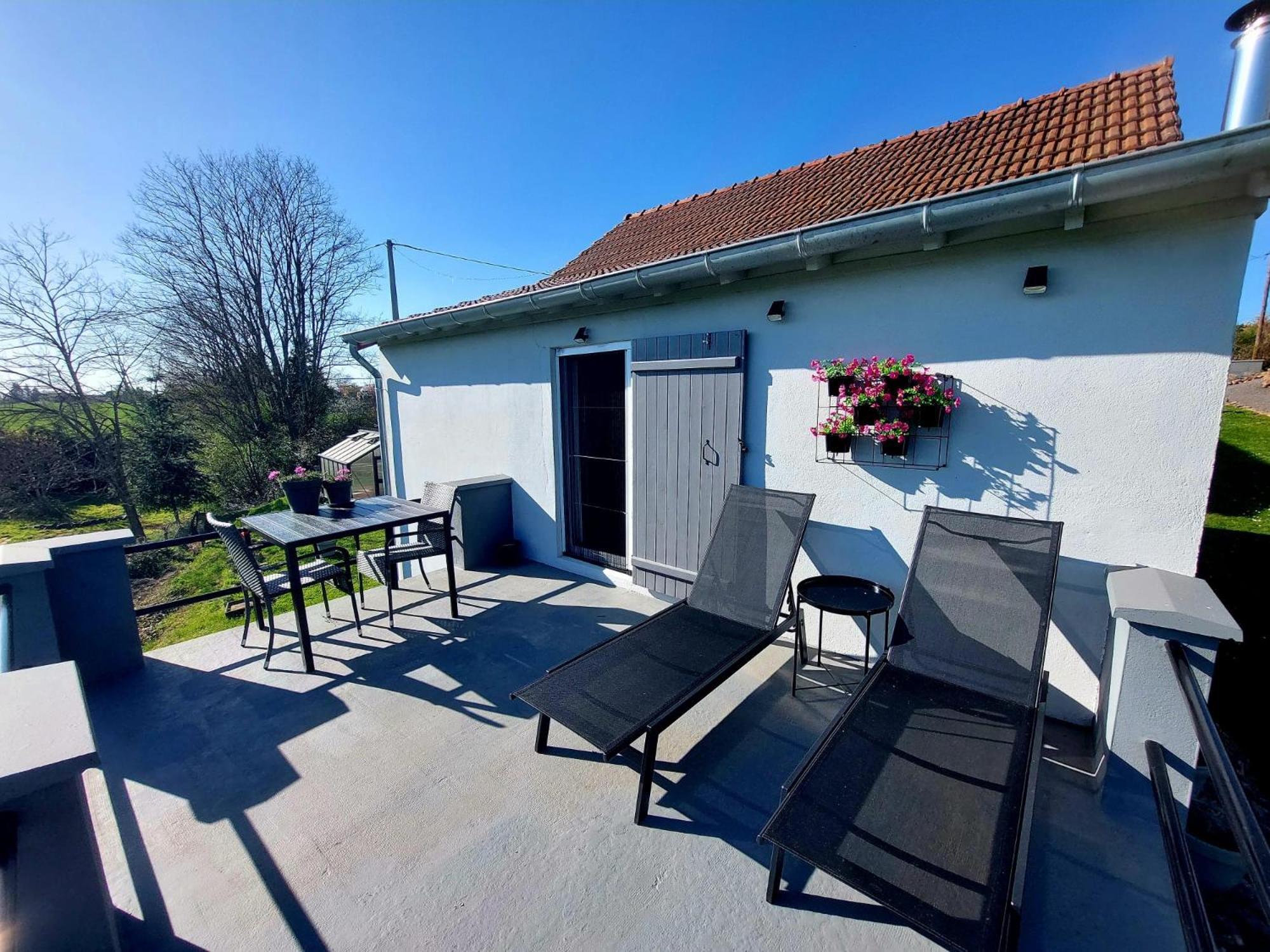 Maison Du Grand Moulin Saint-Aubin-en-Charollais Exterior foto